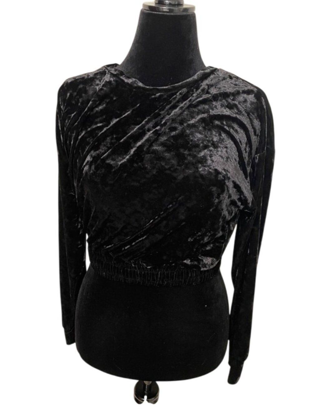 LIZAFUL Black Velvet Crop Top Womens Size 8 Long Sleeve Pullover Cozy Stretch